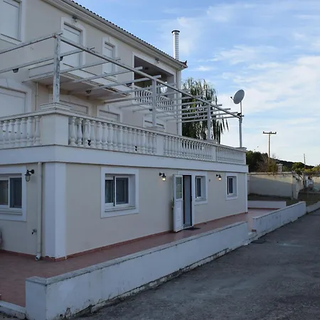 Apartament Traditional In Nature