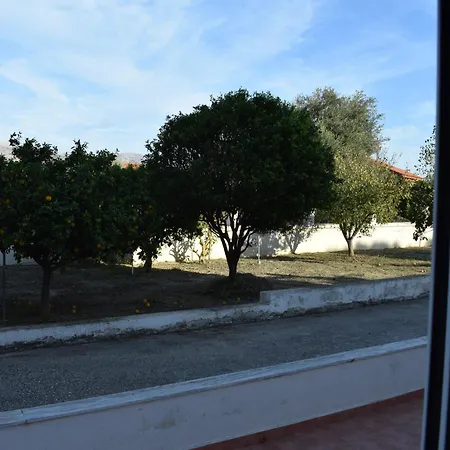 Traditional In Nature דירה *