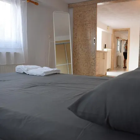 דירה Traditional In Nature *