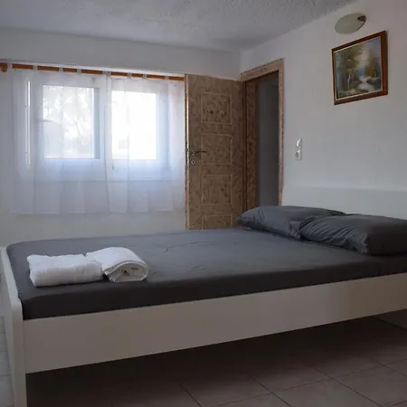 Traditional In Nature דירה Kouvalata