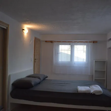 Traditional In Nature Kouvalata