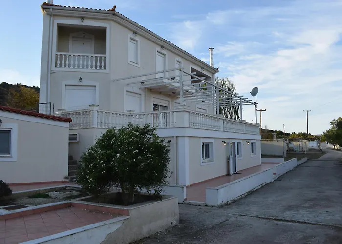 Traditional In Nature Appartement Kouvalata