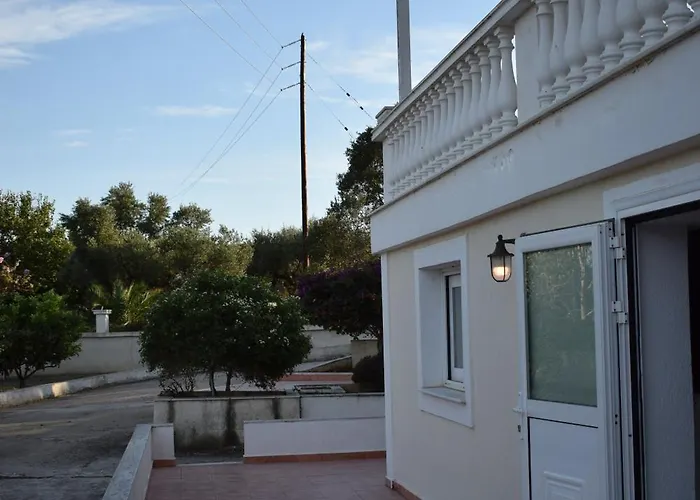 Traditional In Nature Appartement Kouvalata